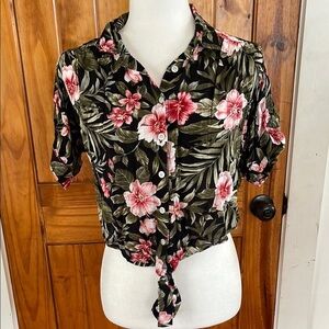American Eagle Floral Tropical Hawaiian Button Up Cropped Top XS Black Pink